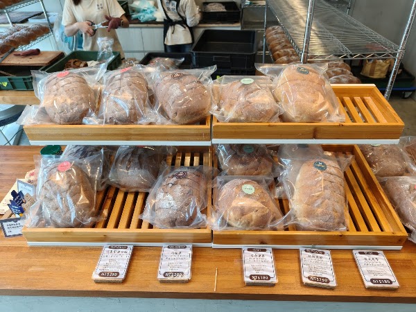 OneLifeEats Bakery | Yuchih Branch 4