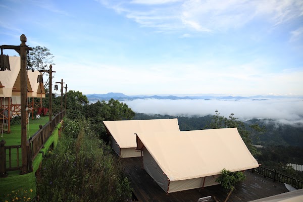 Cloud9 Glamping & Cafe