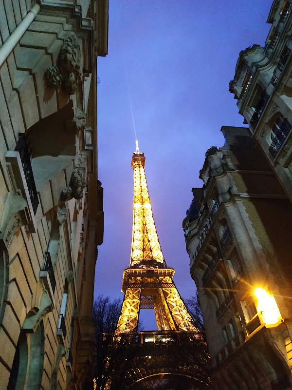 Rue Buenos-Ayres 1