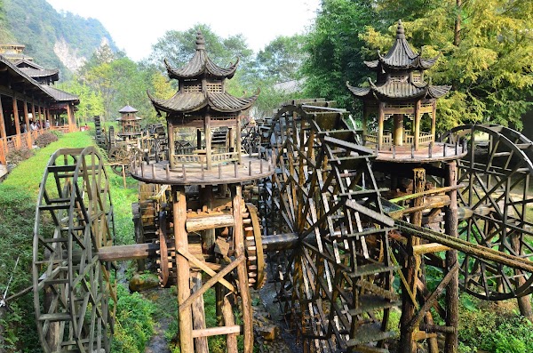 Huanglongdong Scenic Area 2