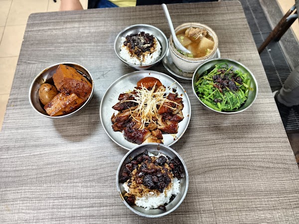 矮仔財滷肉飯 2