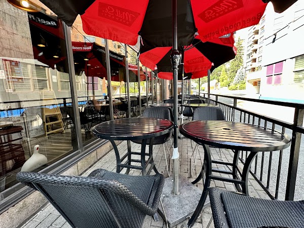 The Cherie Bistro