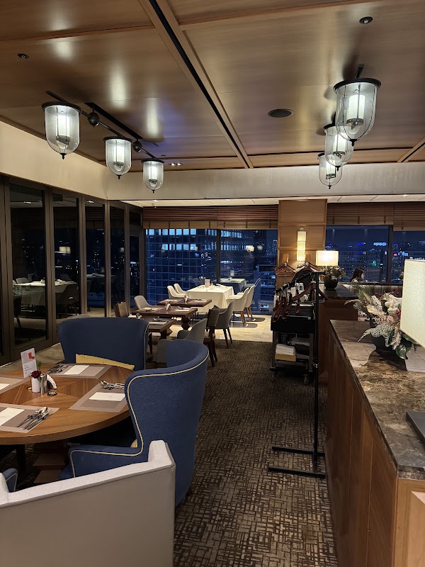 GRAND KITCHEN 1