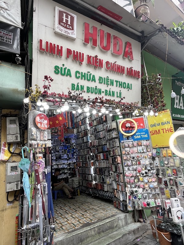 Night market start ( Friday to Sunday)
