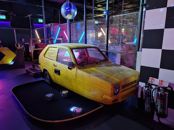 Junkyard Golf Club | Crazy Golf Shoreditch 4