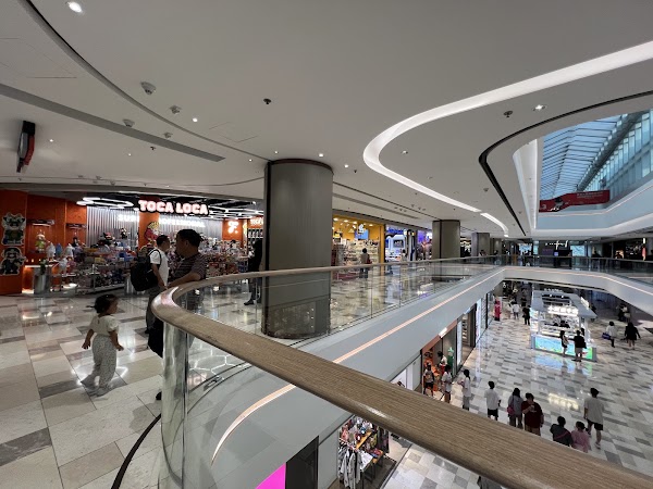 The Peak Galleria 4