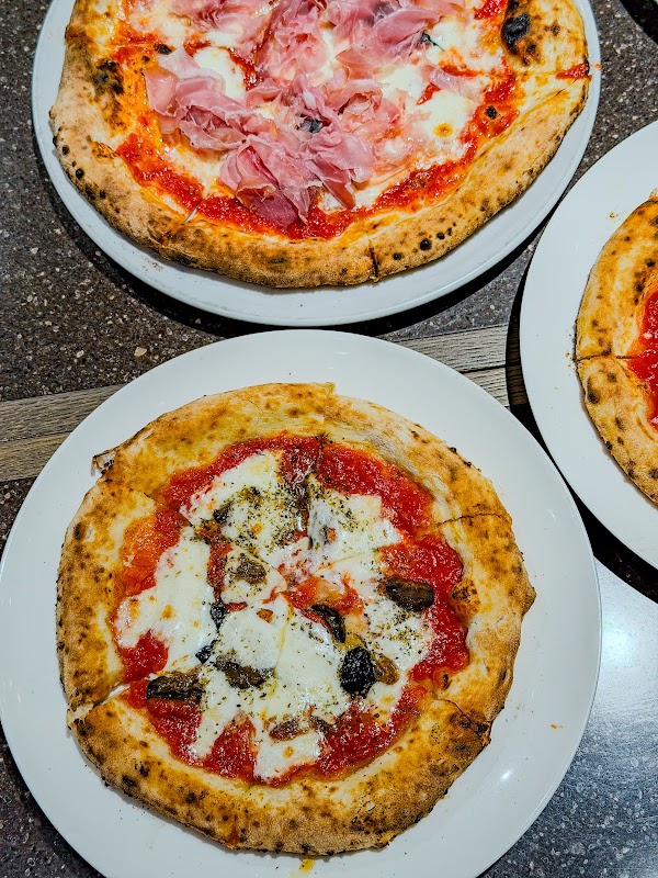 Pizzeria Osteria Capo 3