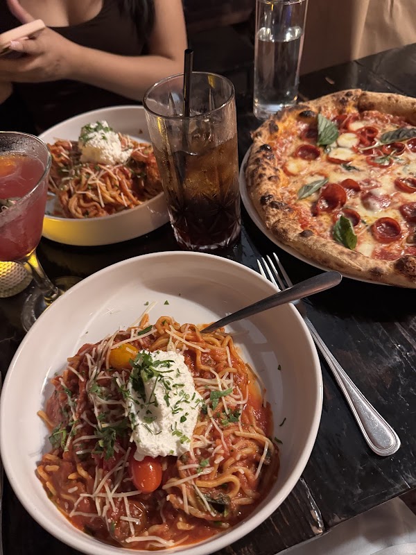 Nino's 46 3