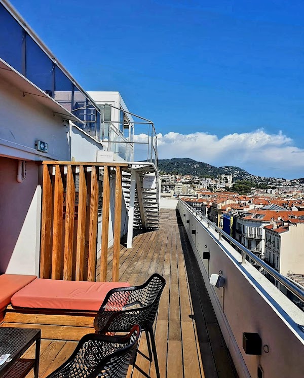 Bella Ciela Nice Bar & Rooftop
