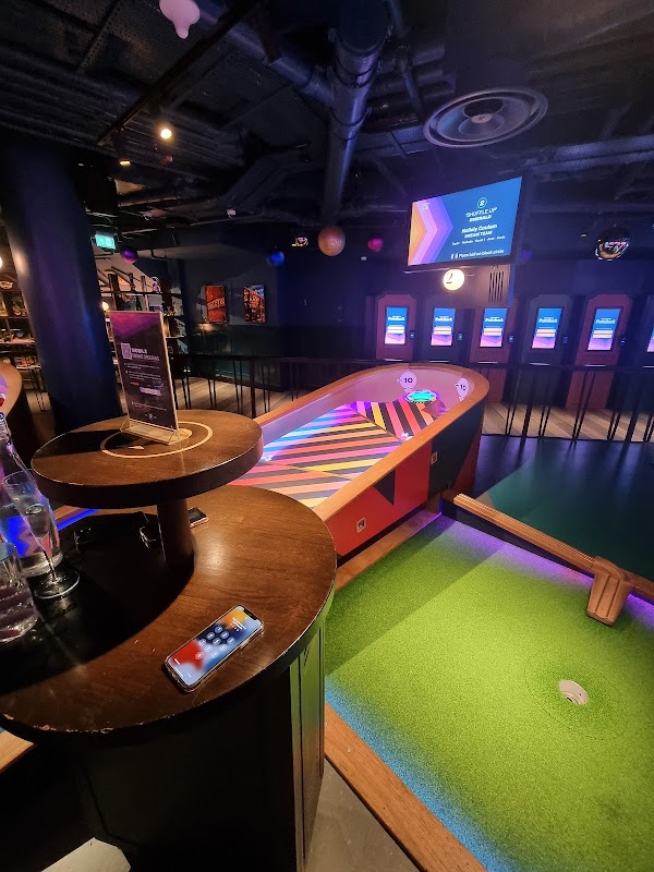 Puttshack Bank 5