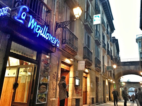 Cervecerías La Mejillonera San Sebastian 1