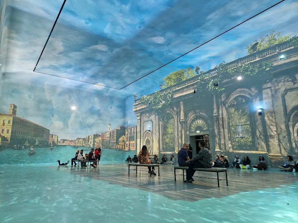 Frameless Immersive Art Experience 3