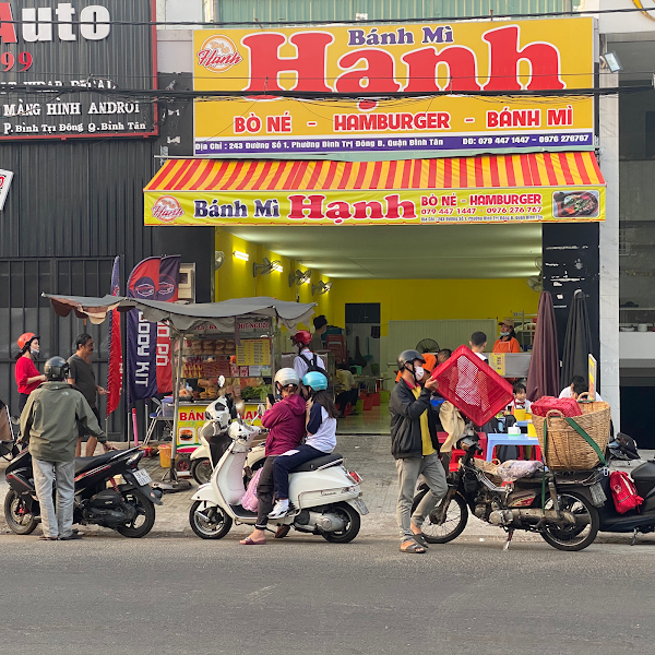 Bánh mì Hạnh