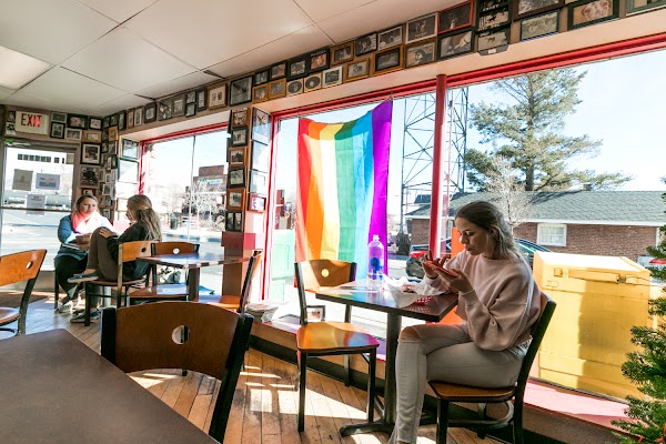 Biff's Bagels 1