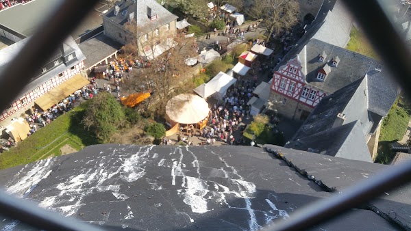 Am Hexenturm 2