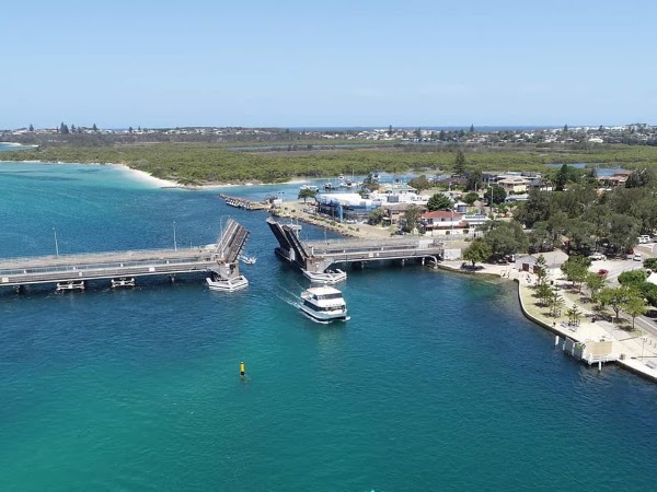 NOVA Cruises - Lake Macquarie