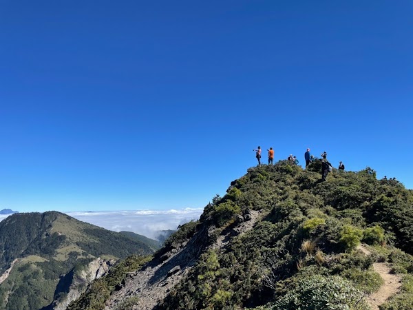 小關山