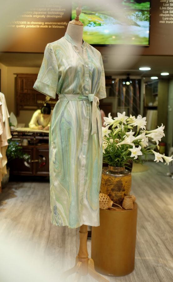SilkyVietnam - 100% Silk, Natural Dyes 3