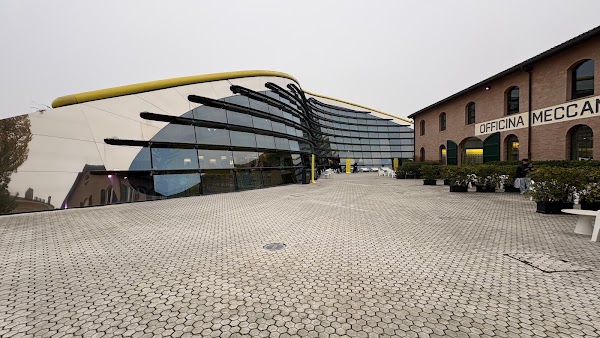 Enzo Ferrari Museum 2