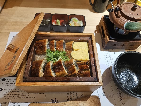 鰻のエイト 銀座店 3