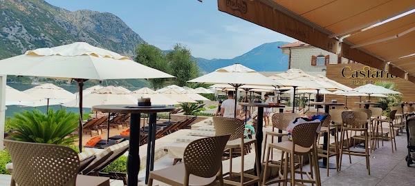 Castaña Beach Bar