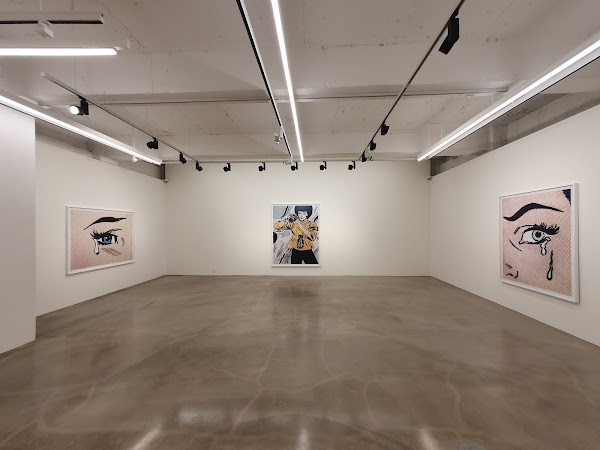 GALLERY BATON 5