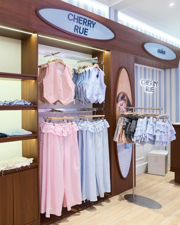 Saigon Clothing Stores 16