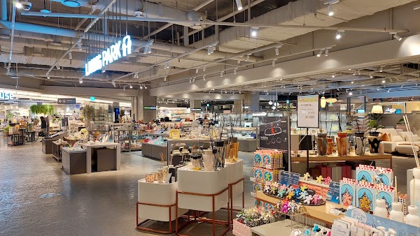 I'Park Mall 4