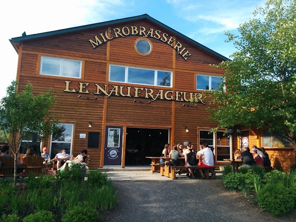 Le Naufrageur - Microbrasserie, Pub et Cantine Gourmande 1