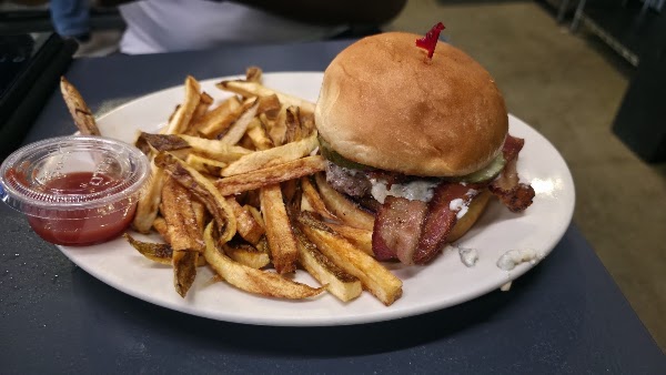 Nadine’s Hash House 4
