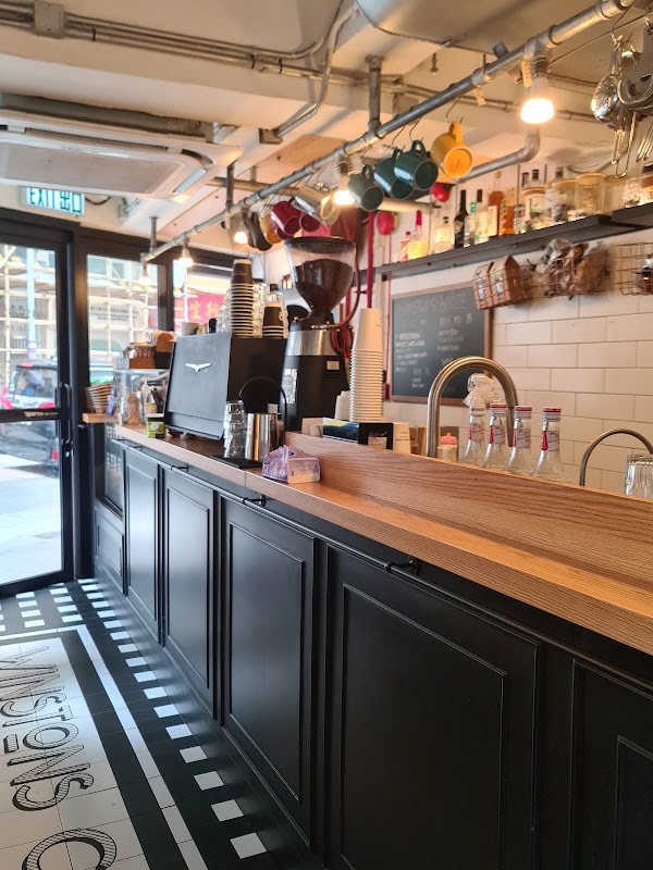 Winstons Coffee - Sai Ying Pun 2
