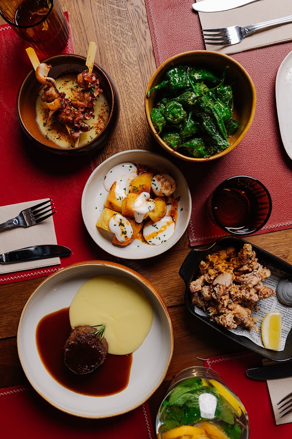 Lola - Vermut y Tapas 5