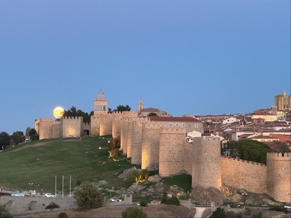 Cuatro Postes Lookout - four posts 1