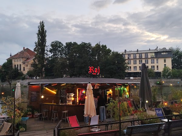 Raj Bar Beach Bar 3