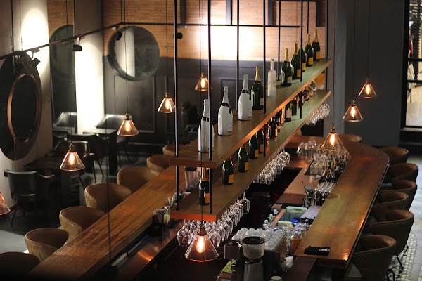Blow Bar Bali 1