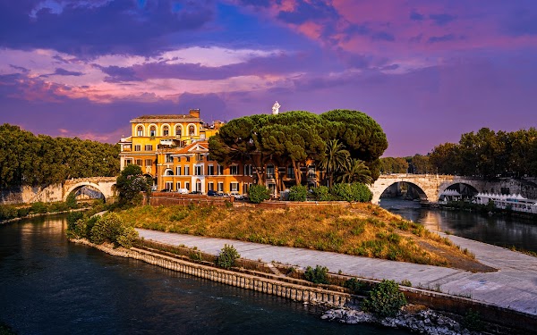 Tiber Island
