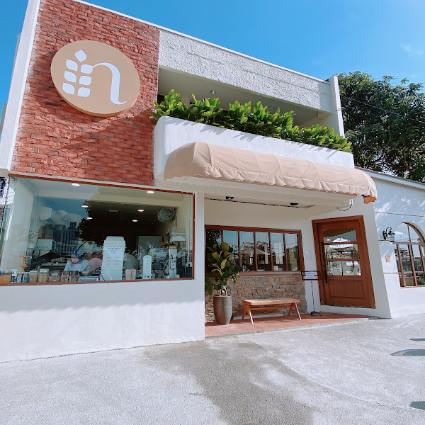 Nimmies Pastry Cafe 3