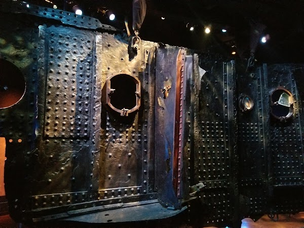 Titanic: The Artifact Exhibition 4