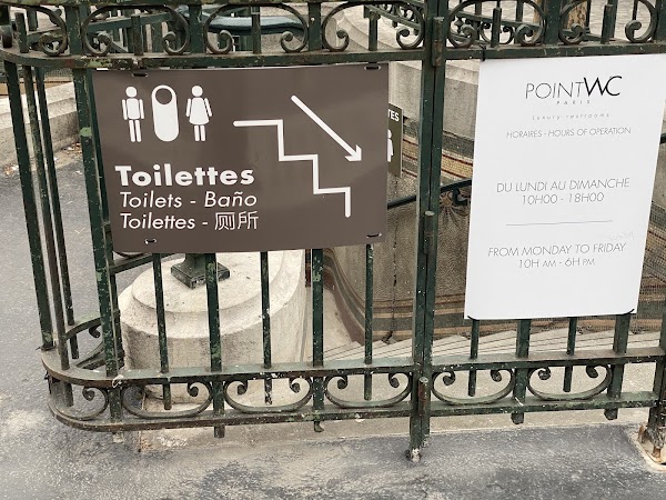 Lavatory Madeleine 4