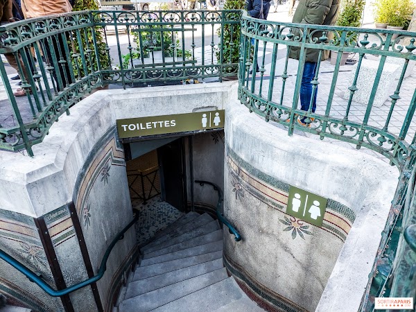 Lavatory Madeleine 2