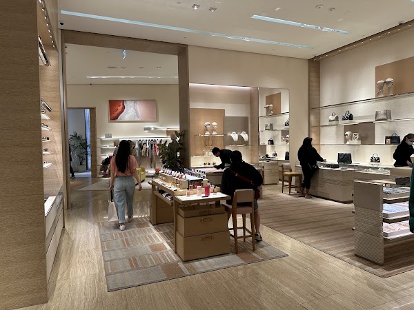 Louis Vuitton Perth 5