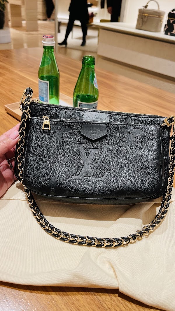 Louis Vuitton Perth 4