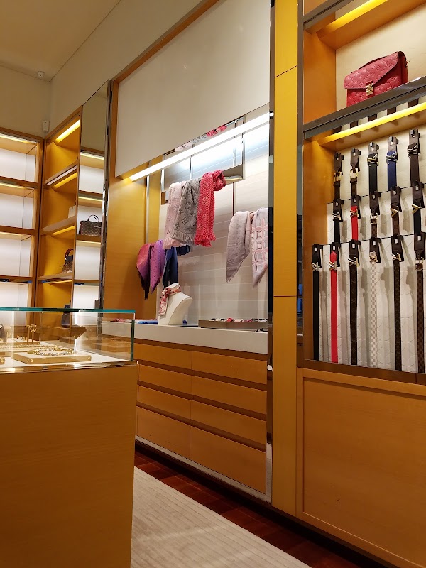 Louis Vuitton Perth 2