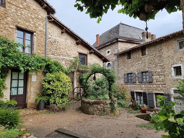 Pérouges