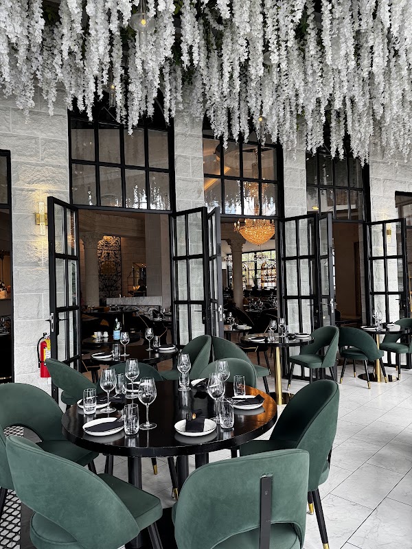 Zakia Modern Lebanese Restaurant 5