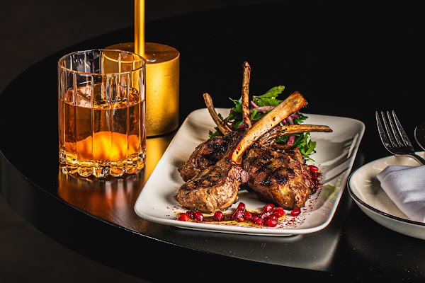 Zakia Modern Lebanese Restaurant 4