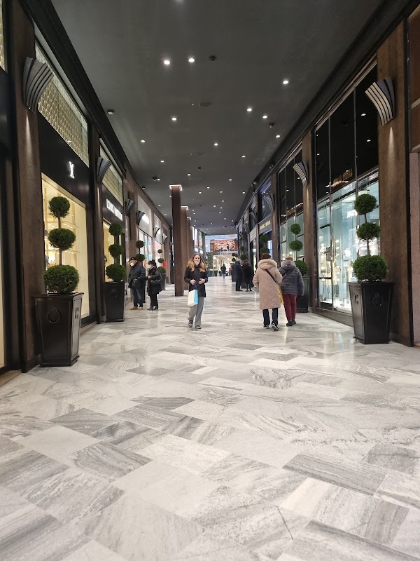 Galleria Cavour 2