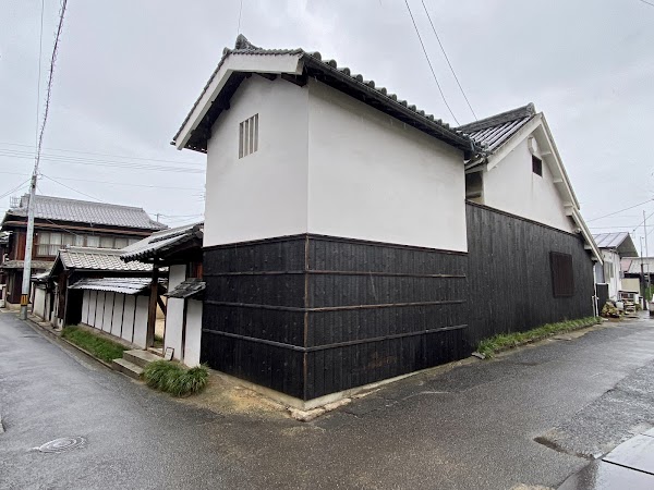 Art House Project: Kadoya 1