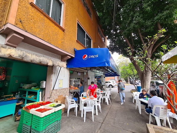 Taqueria La Reyna 1