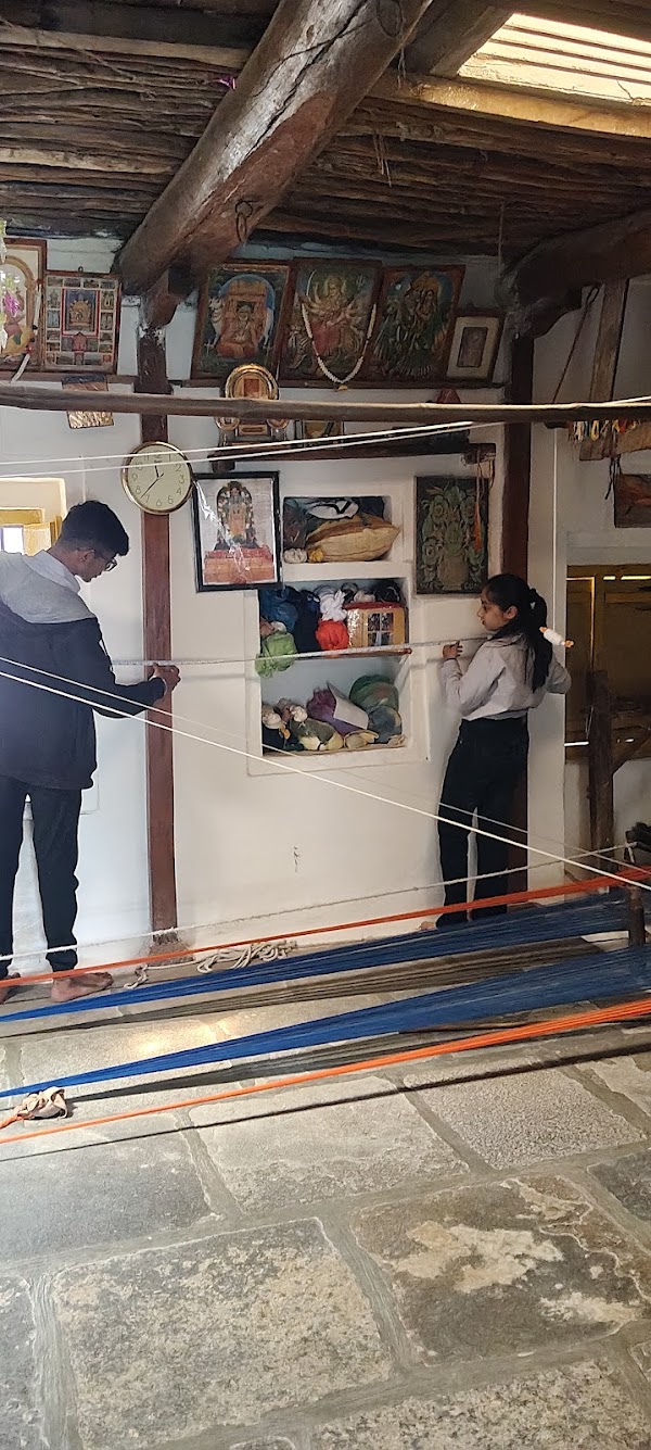 Khana Weaves